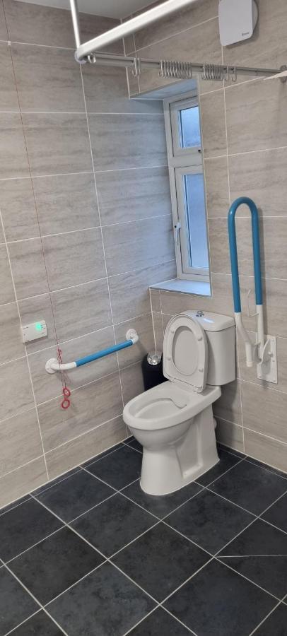 Nikoda Lodge Джилингам Екстериор снимка